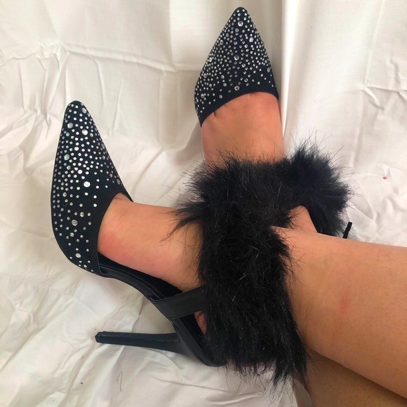 Black elegant heels! - Picture 1 of 2